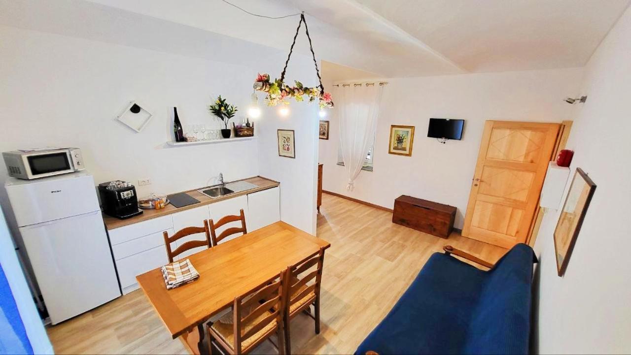 Appartamento In Monferrato Di Dominga Portacomaro Exteriör bild